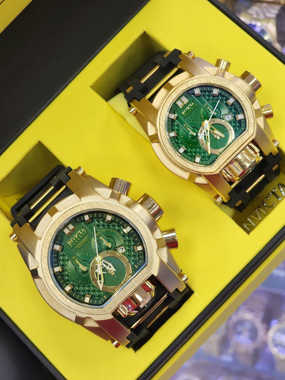 Pareja de relojes Bolt Zeus